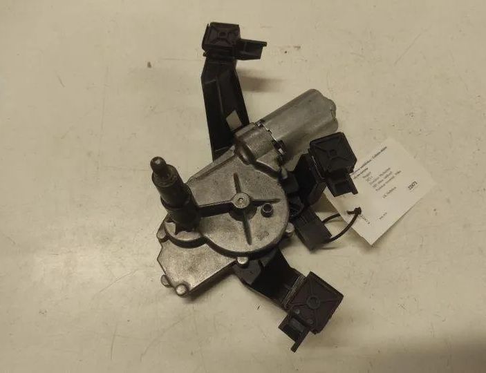 PEUGEOT 207 1 generation (2006-2009) Baklucka Fönstertorkare Motor 0390201813,9652418780 27041361