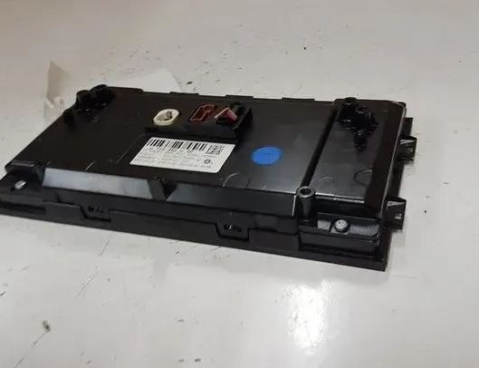 PEUGEOT 308 T9 (2013-2021) Navigationsdisplay 981148628000,A12415 27111522