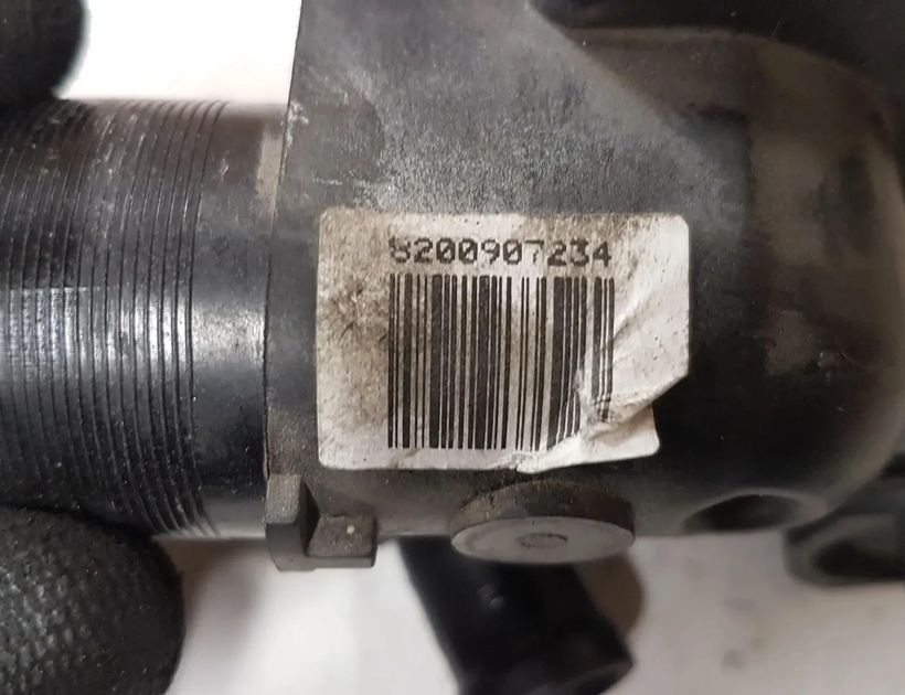 RENAULT Megane 2 generation (2002-2012) Termostat 8200907234 28763687
