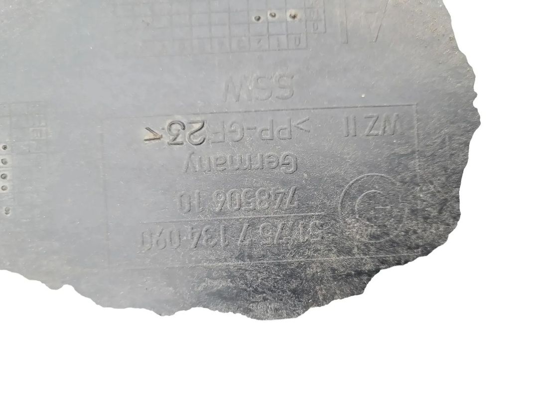 BMW 3 Series E90/E91/E92/E93 (2004-2013) Bakre mittenbottenskydd 7134090 28798936