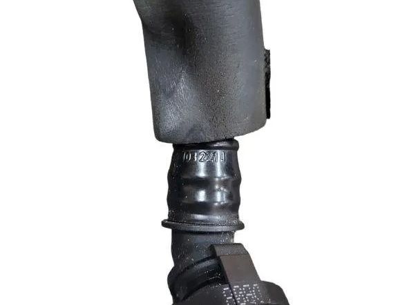 AUDI A4 B8/8K (2011-2016) Luftningsslang 06H103221J 31036815