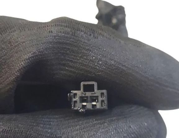 PEUGEOT 5008 1 generation (2009-2016) Höger baksätesspänne 9681982580 31464286