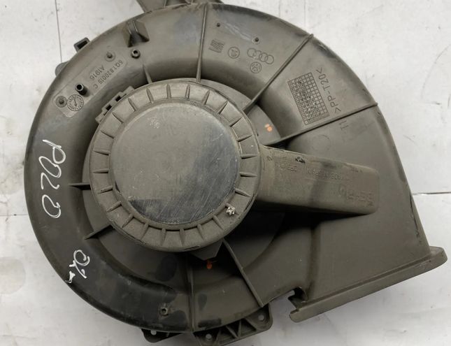 VOLKSWAGEN Polo 4 generation (2001-2009) Innervärmare 6Q1820015C 18186985