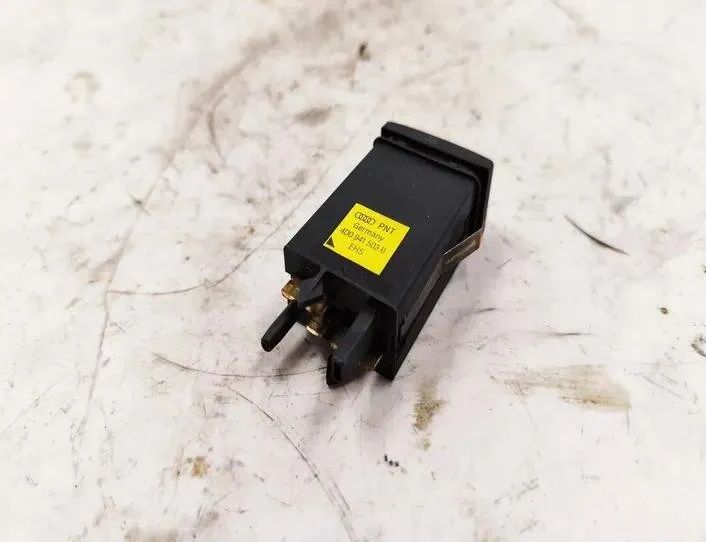 AUDI A4 B5/8D (1994-2001) Strömställare för vindrutevärme 4D0941503B 27176687