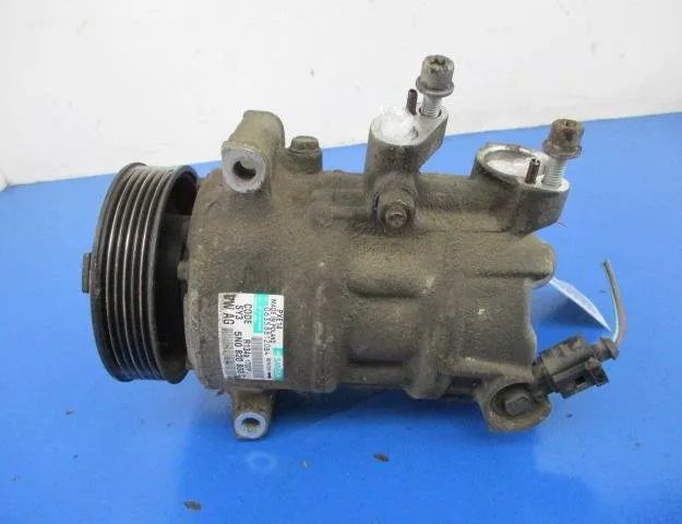 SKODA Fabia 2 generation  (2010-2014) Luftkonditioneringspump 5N0820803C 21412190
