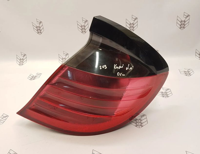 MERCEDES-BENZ C-Class W203/S203/CL203 (2000-2008) Bakre höger bakljuslampa 2038200664,A2038200664 10842591