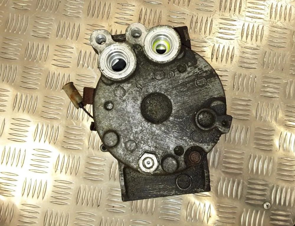 VOLVO S80 1 generation (1998-2006) Luftkonditioneringspump 31101166,5060119730,8708581 11617080