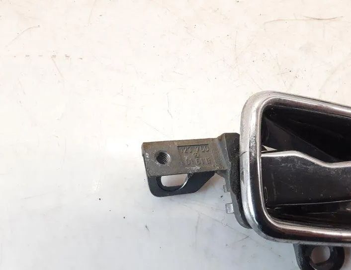 MERCEDES-BENZ W123 1 generation (1975-1985) Vänster bakre inre öppningshandtag 1237600161,1087660511 20738411