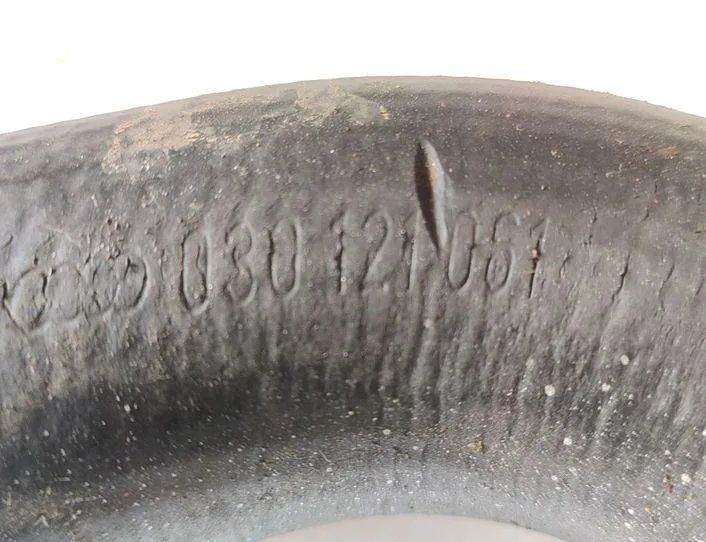 VOLKSWAGEN Polo 2 generation (1981-1994) Kylvätskeslangrör 030121055,030121061 20749104