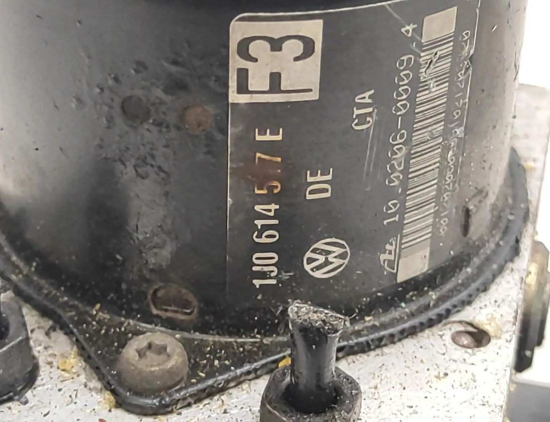VOLKSWAGEN Golf 4 generation (1997-2006) ABS pump 1J0614517E,10096003133 29840666