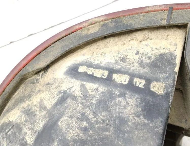 MERCEDES-BENZ M-Class W163 (1997-2005) Bakre höger bakljuslampa A1638200264 31390847