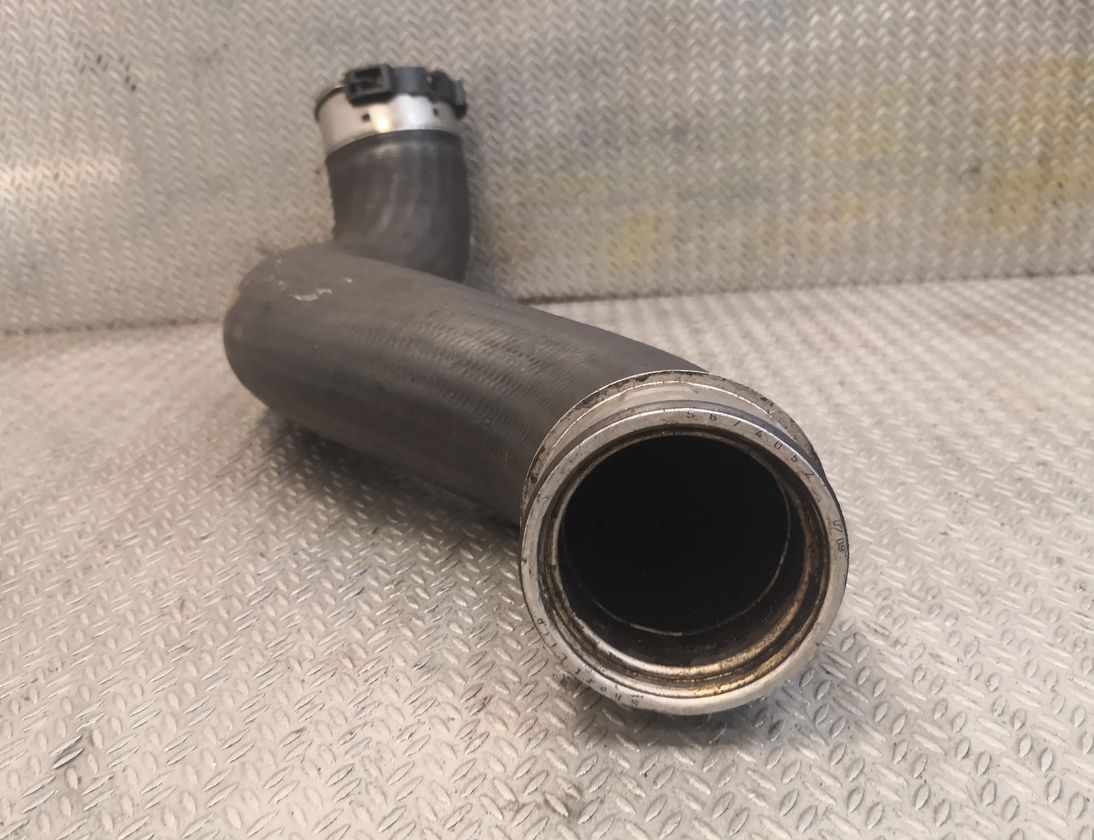 MERCEDES-BENZ E-Class W212/S212/C207/A207 (2009-2016) Intercooler slangrör 2045280682 14691073