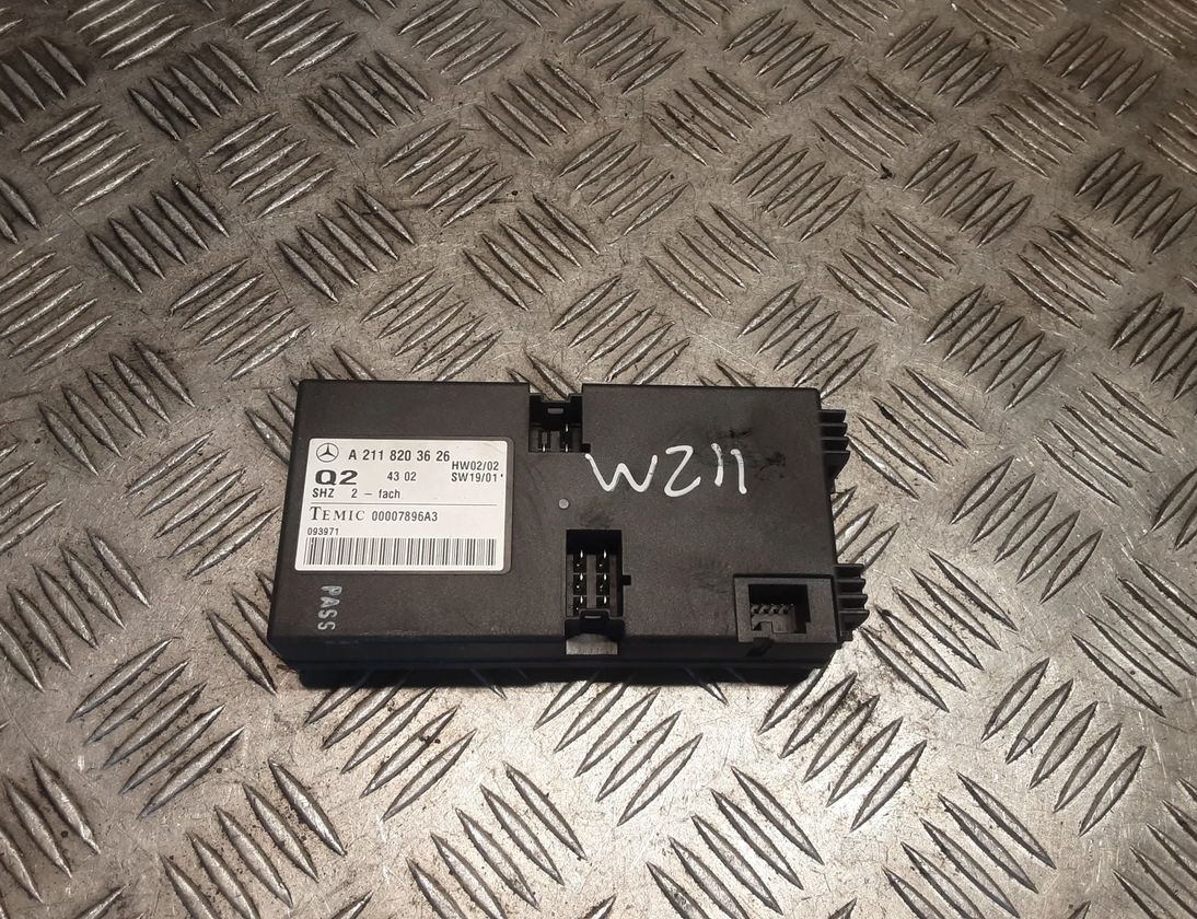 MERCEDES-BENZ E-Class W211/S211 (2002-2009) Stolsvärmerelä 2118203626,A2118203626 24833907