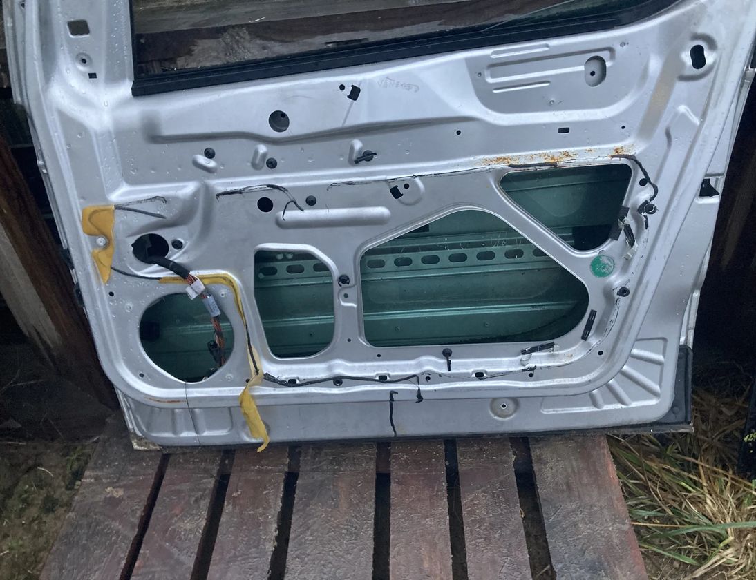 MERCEDES-BENZ Vaneo W414 (2001-2005) Höger främre dörr 4147200105,A4147200105 28208575