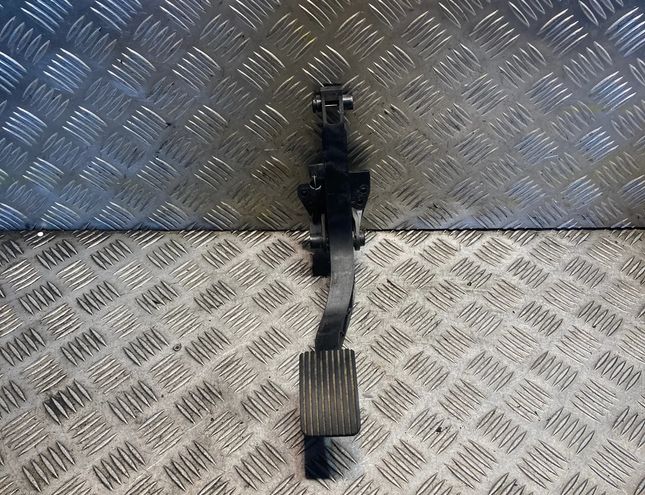 MERCEDES-BENZ M-Class W163 (1997-2005) Gaspedal 1633000704,A1633000704 31535543