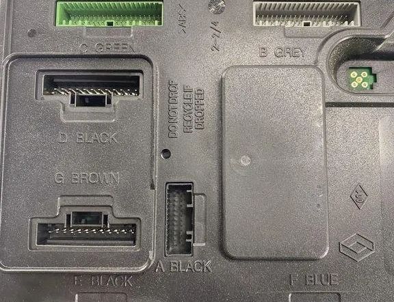 RENAULT Scenic 3 generation (2009-2015) Komfortkontrollenhet 284B13640R 30551245