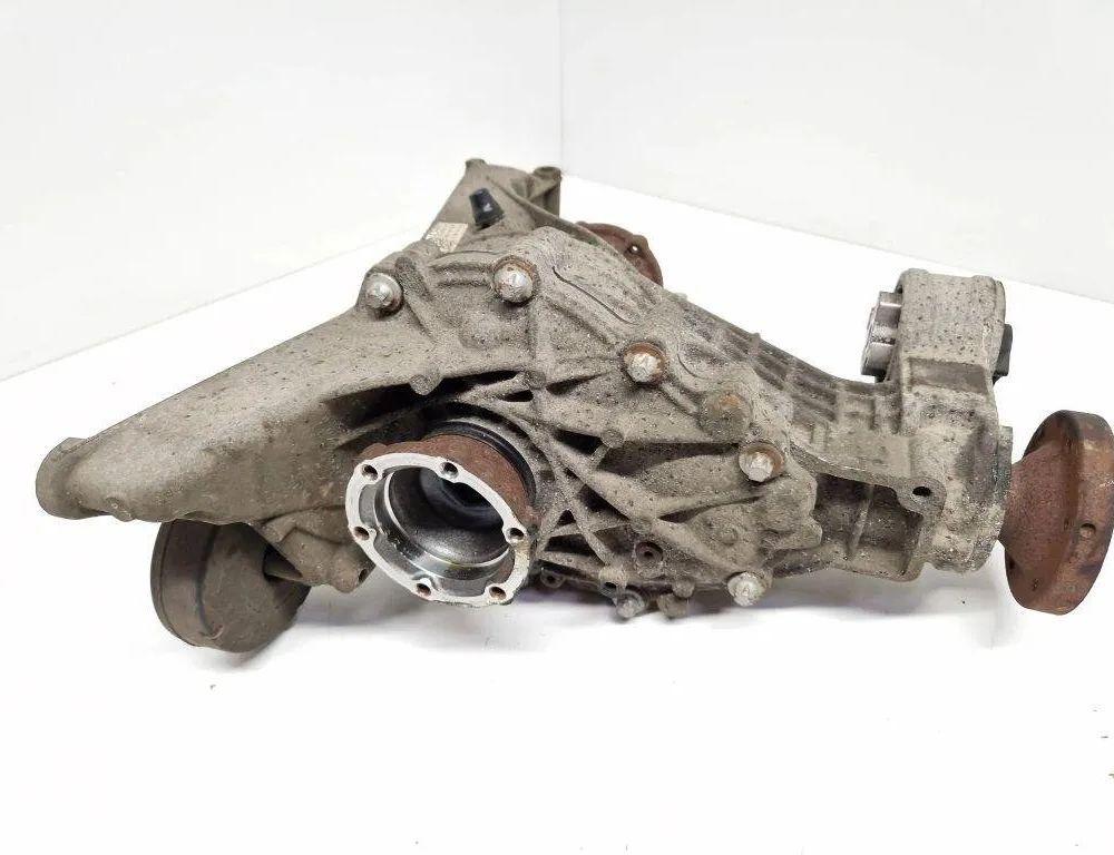 AUDI A4 B7/8E (2004-2008) Bakre differential 0DB500043G 30557416