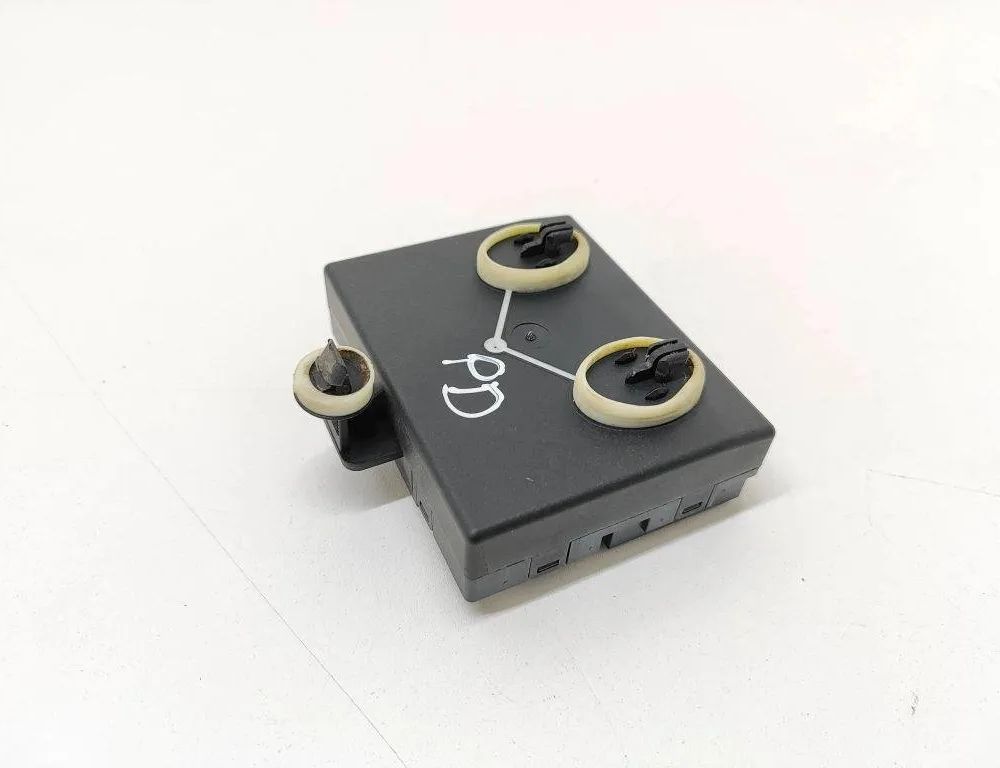 SKODA Superb 1 generation (2001-2008) Styrenhet för bakre höger dörr 7N0959792A 30561698