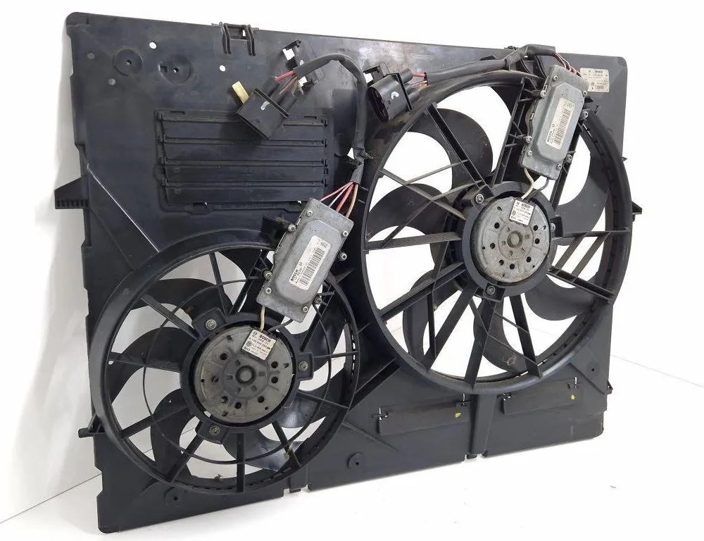 VOLKSWAGEN Touareg 1 generation (2002-2010) Motorkylare kylare 7L0121207D 30567351