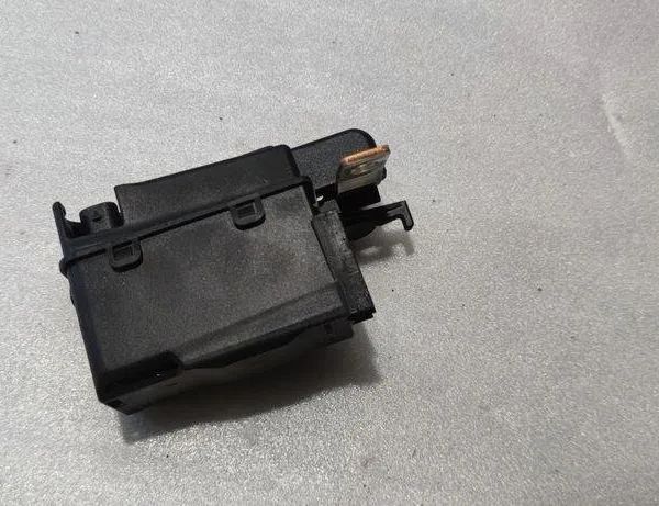 MERCEDES-BENZ GL-Class X166 (2012-2015) Säkringsdosa A0009820123 31256629