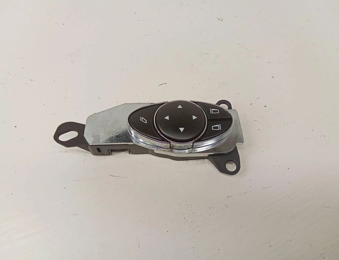 MERCEDES-BENZ CLS-Class C219 (2004-2010) Omkopplare för spegeljustering 2118216079 27603854