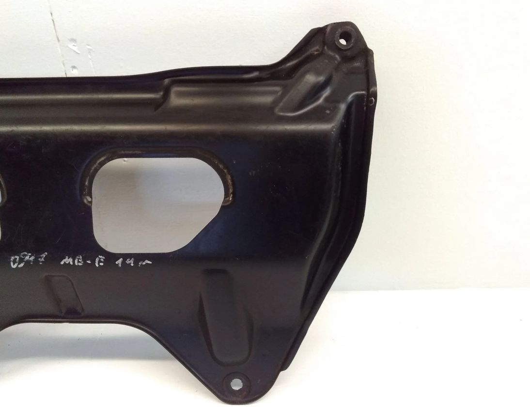 MERCEDES-BENZ E-Class W212/S212/C207/A207 (2009-2016) Växellådans underrede A2126280411 28713135