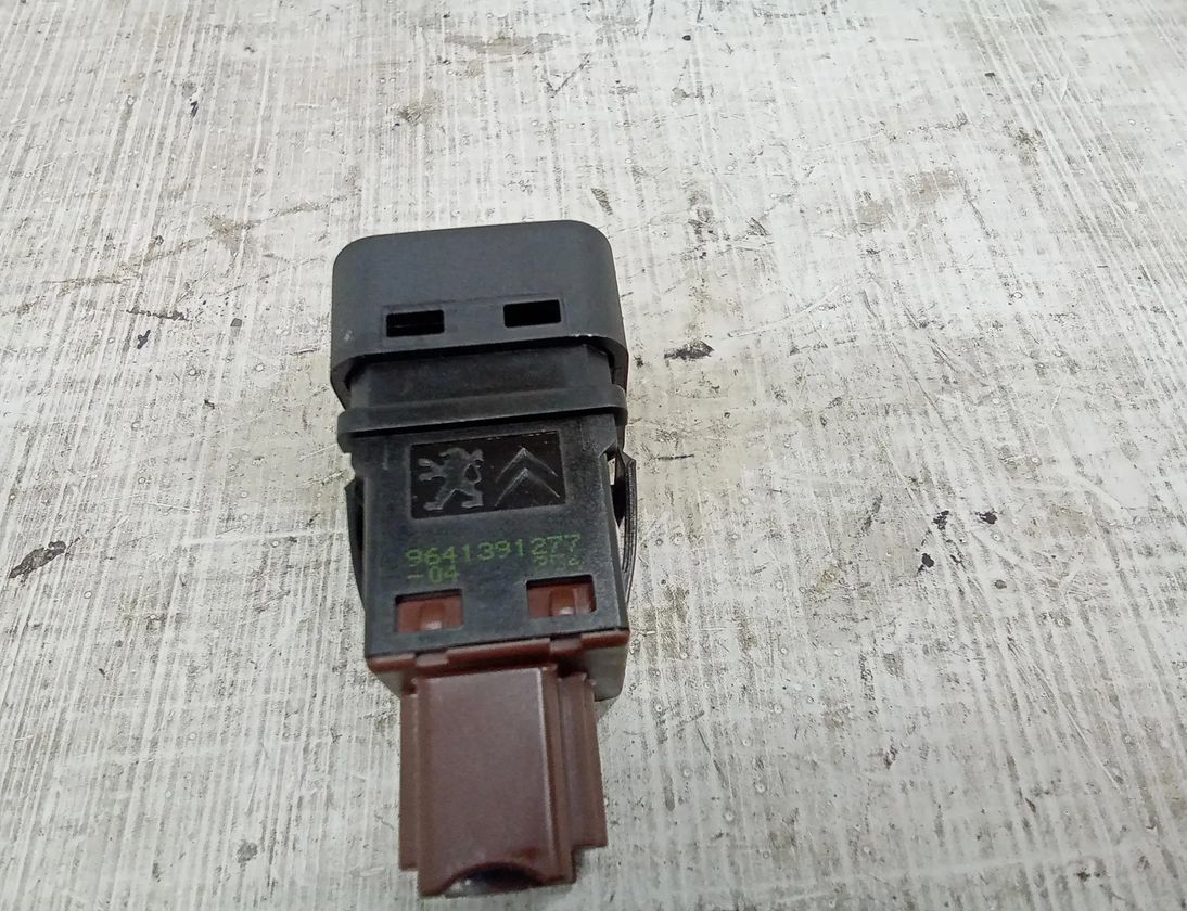CITROËN C4 Picasso 2 generation (2013-2018) SRS Switch 9641391277 28721766