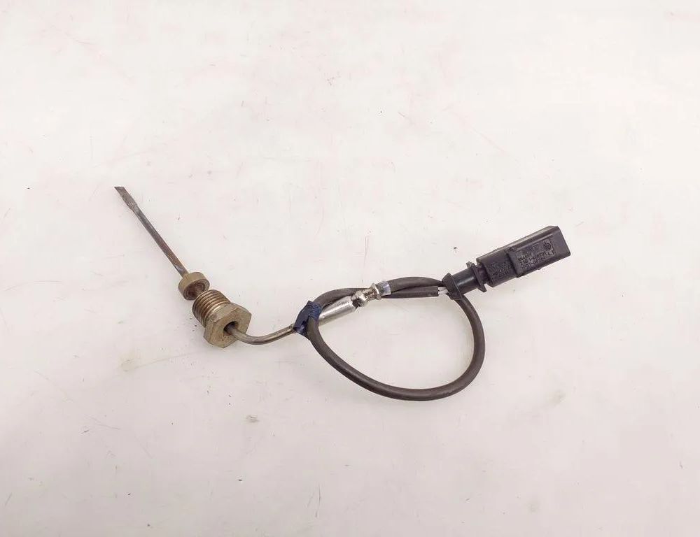 AUDI A8 D4/4H (2010-2018) Avgastemperaturgivare 04H906088J 32975432