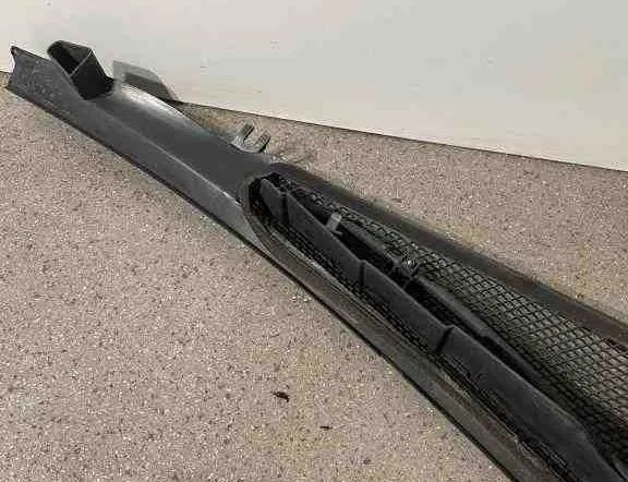 MERCEDES-BENZ E-Class W211/S211 (2002-2009) Trim för främre torkarkåpa A2128301013,A2128300013 32709368