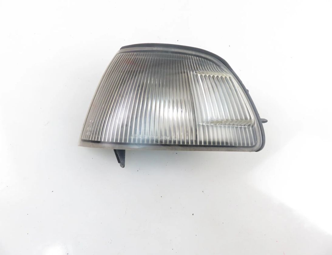 MITSUBISHI Pajero Sport 1 generation (1996-2008) Fram vänster svängljus 32839142