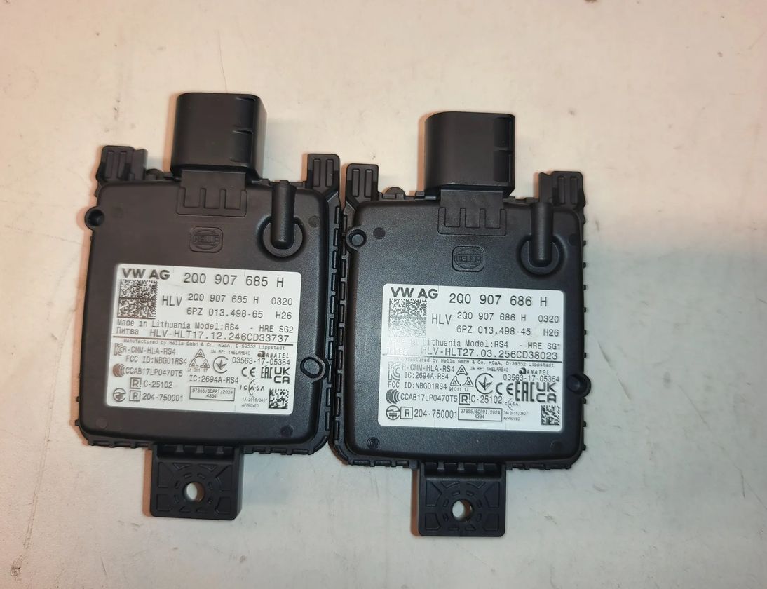 SKODA Enyaq 1 generation (2020-2023) Kontrollmodul för döda vinkeln 2Q0907686H,2Q0907685H 31871614