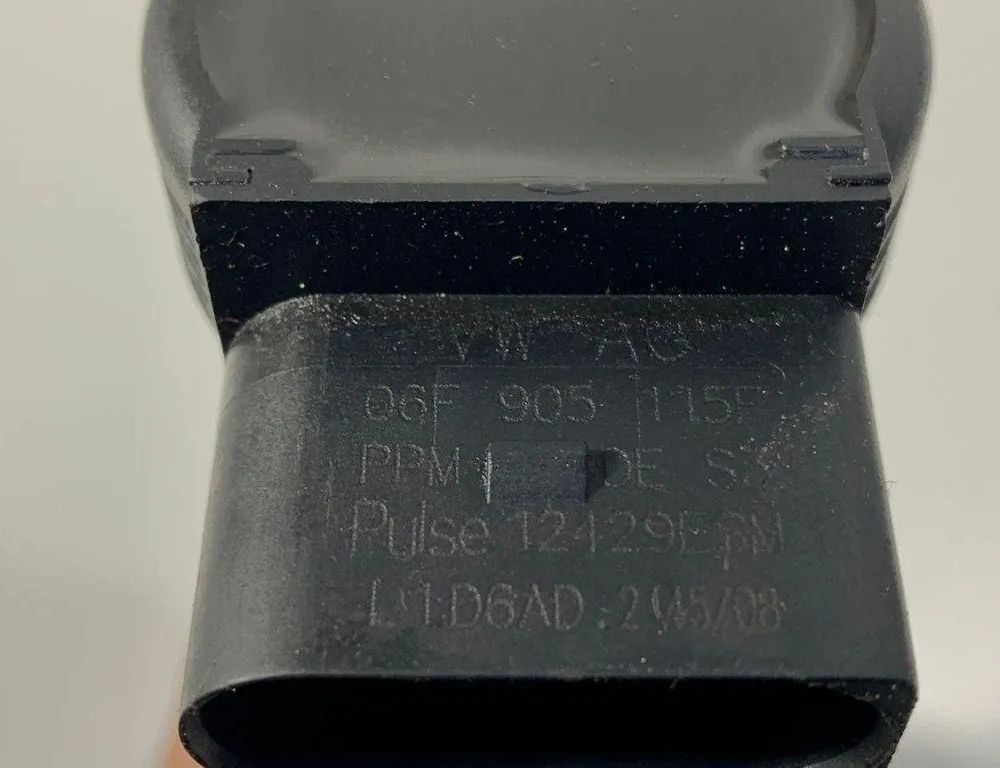 AUDI A3 8P (2003-2013) Högspännings tändspole 06F905115F 30672660