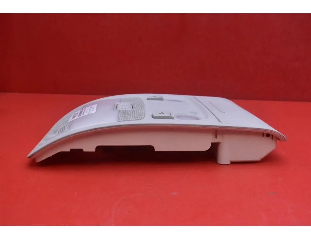 AUDI A4 B8/8K (2011-2016) Interiörbelysning 8T0947135A 28970277