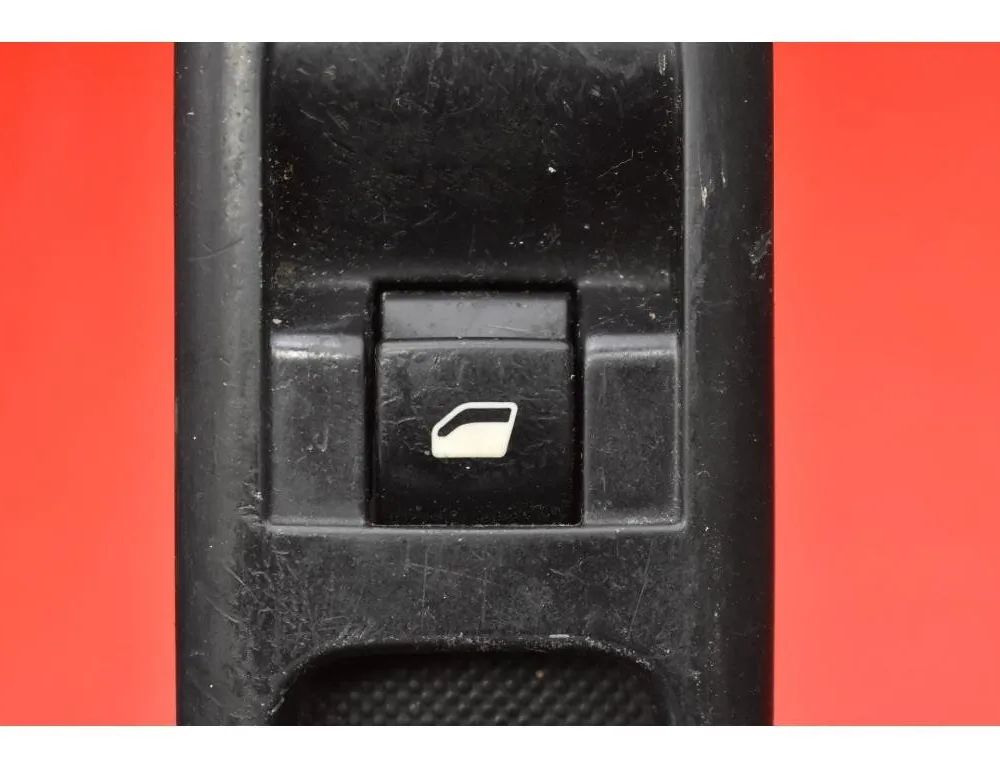 PEUGEOT 3008 1 generation (2010-2016) Vänster främre dörrfönsterbrytare 96662297XT 30076265