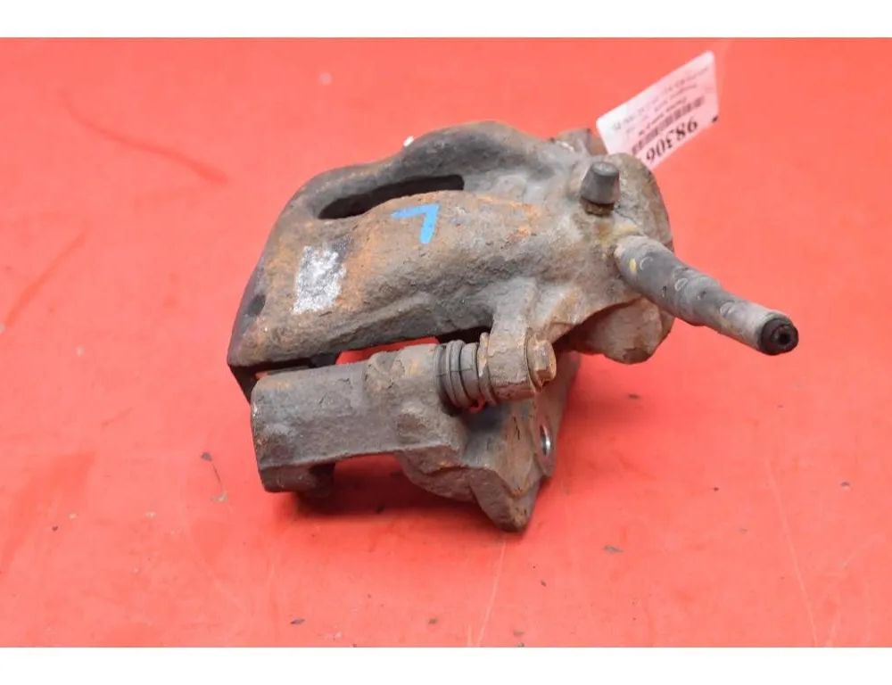 PEUGEOT 3008 1 generation (2010-2016) Vänster fram bromsok 30774517