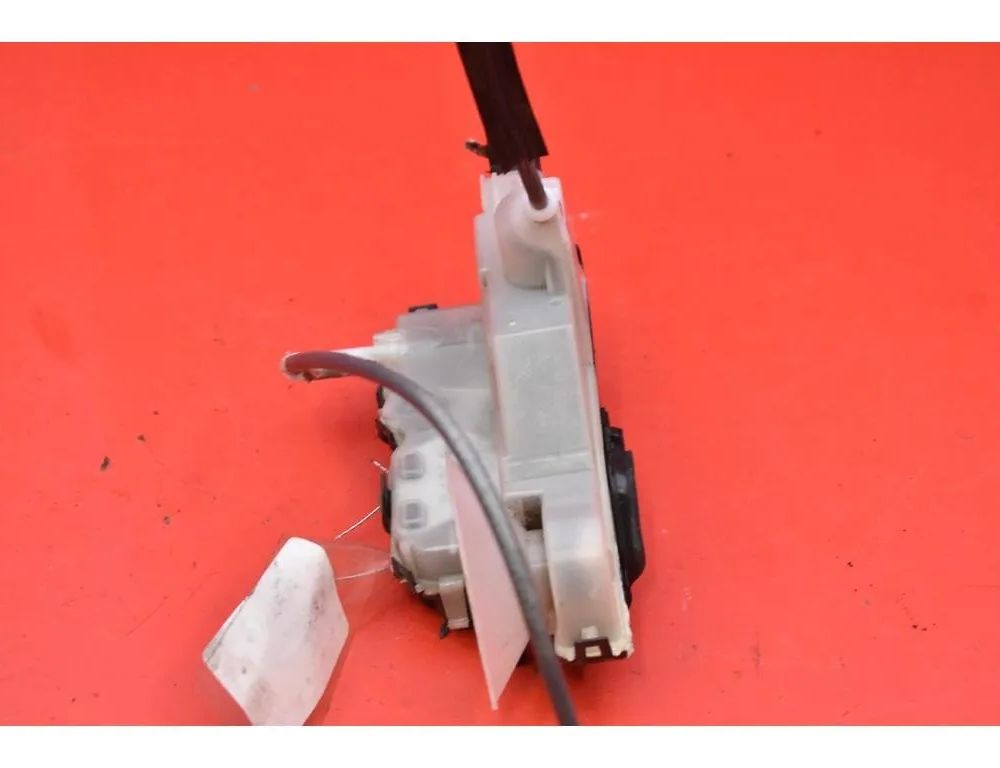 PEUGEOT 208 Peugeot 208 (2012-2015) Främre vänstra dörrlås 16943869 31858946