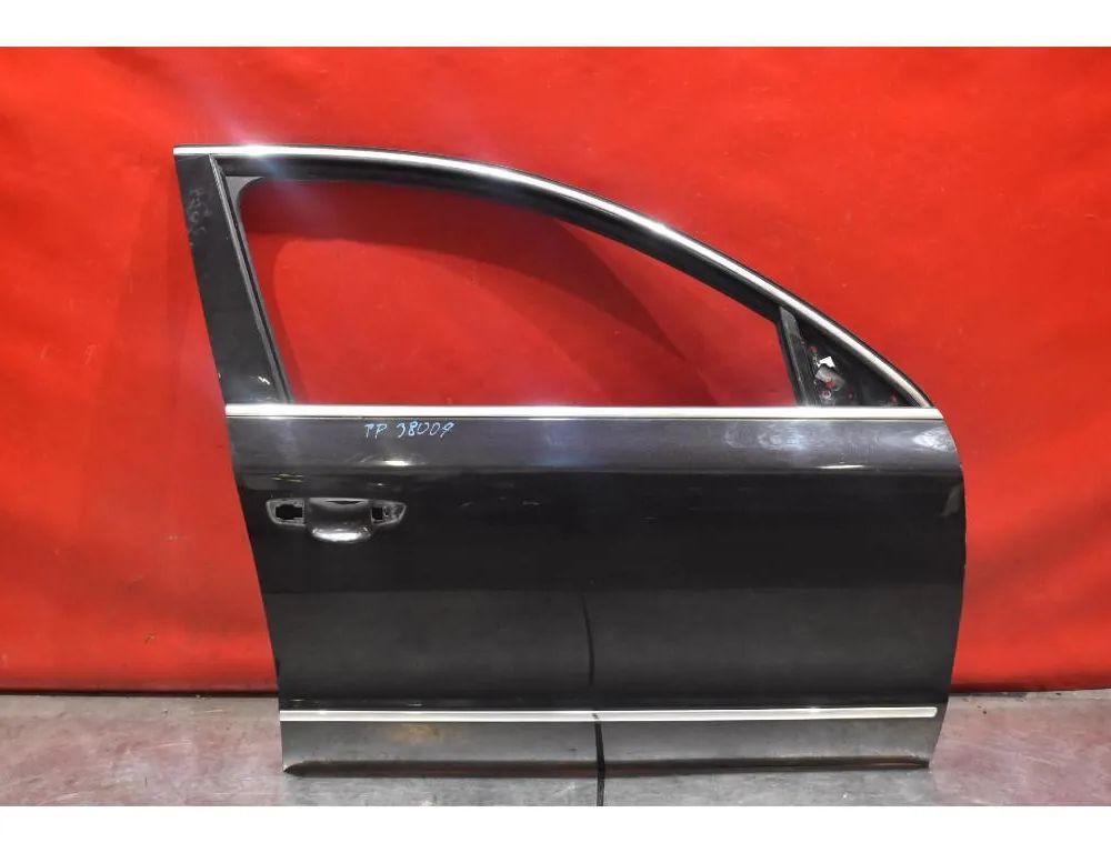 SKODA Superb 2 generation (2008-2015) Höger främre dörr 32991820