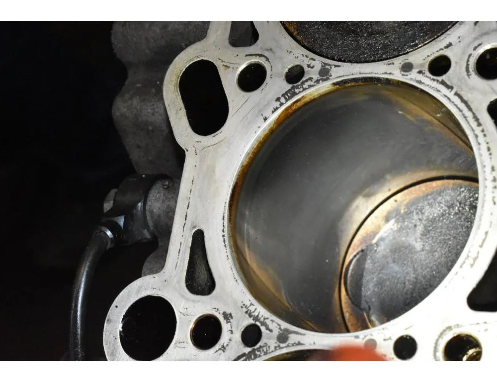 AUDI A4 B6/8E (2000-2005) Motorblock ALT 33095204