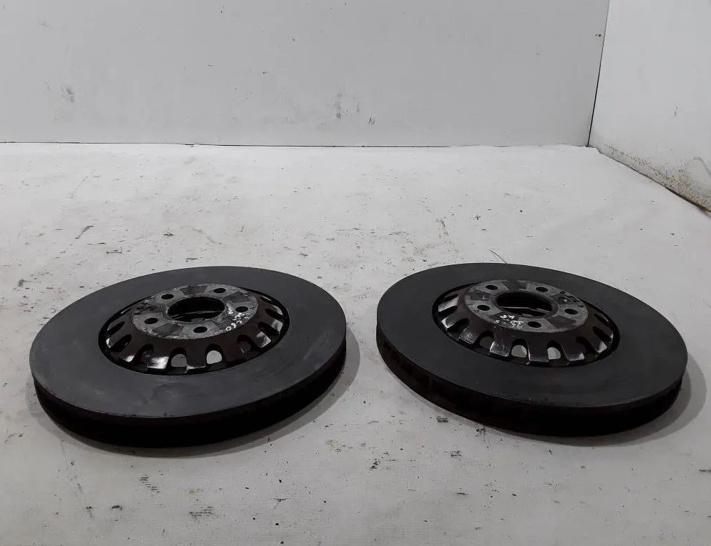 AUDI A6 C8/4K (2018-2024) Vänster fram bromsskiva 4M0615301AS 26811598