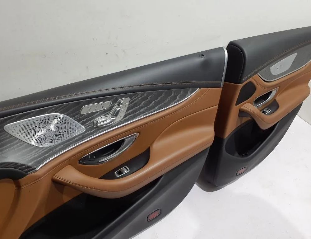 MERCEDES-BENZ AMG GT C190 (2014-2023) Invändiga säten med dörrkortssats 30752871