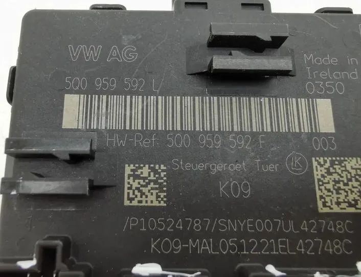 VOLKSWAGEN Golf 7 generation (2012-2024) Styrenhet för vänster bakdörr 5Q0959592F 26494553