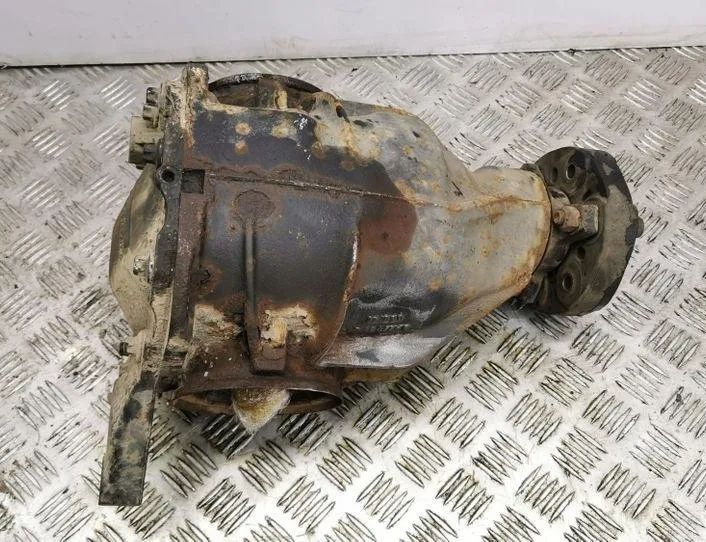 MERCEDES-BENZ CLK AMG GTR C297 (1997-1999) Bakre differential A2103513008 26519410