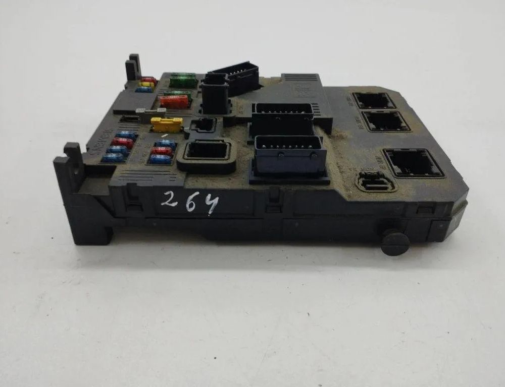 CITROËN C3 1 generation (2002-2010) Säkringsdosa 30909653