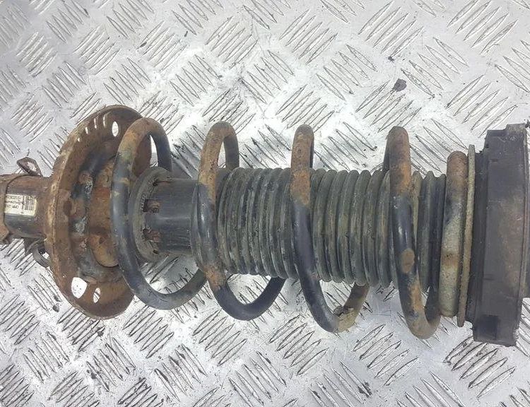 AUDI A2 8Z (1999-2005) Stötdämpare fram höger 8Z0413031S 31175301