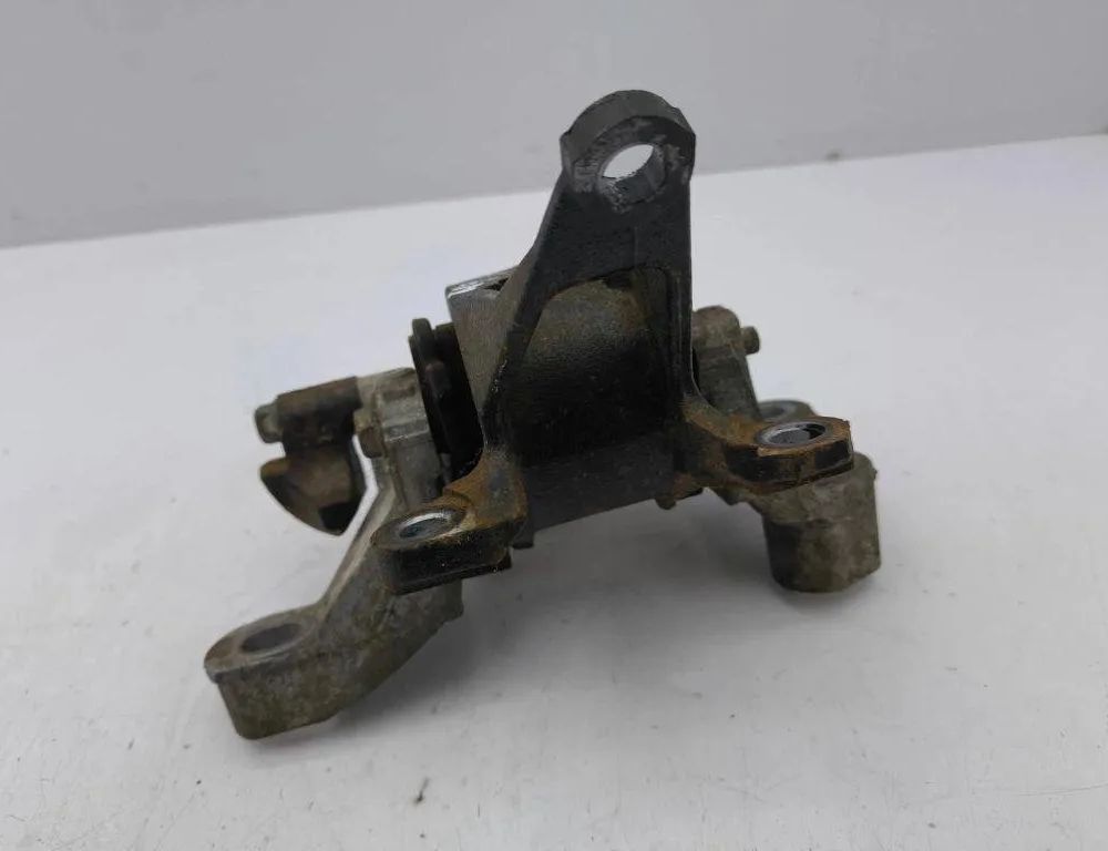 MAZDA CX-7 1 generation (2006-2012) Motorfäste fram 31184662