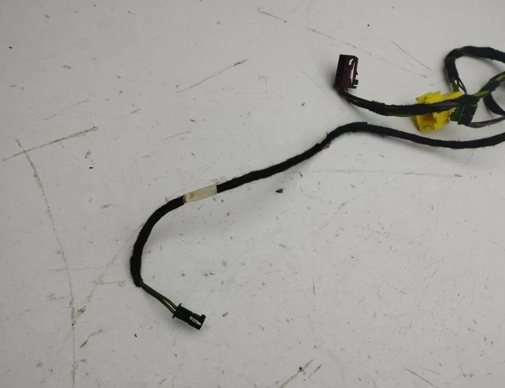 MERCEDES-BENZ C-Class W204/S204/C204 (2004-2015) Främre höger dörrkablar A2044400305 31192685