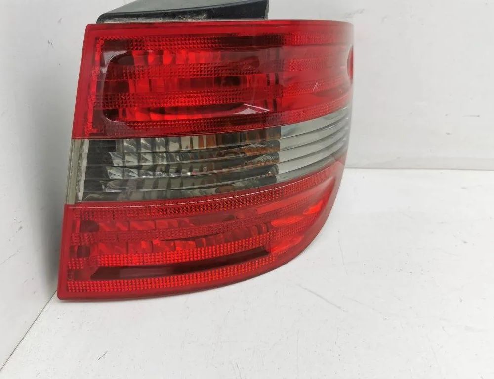 MERCEDES-BENZ B-Class W245 (2005-2011) Bakre höger bakljuslampa A1698201464 31193333