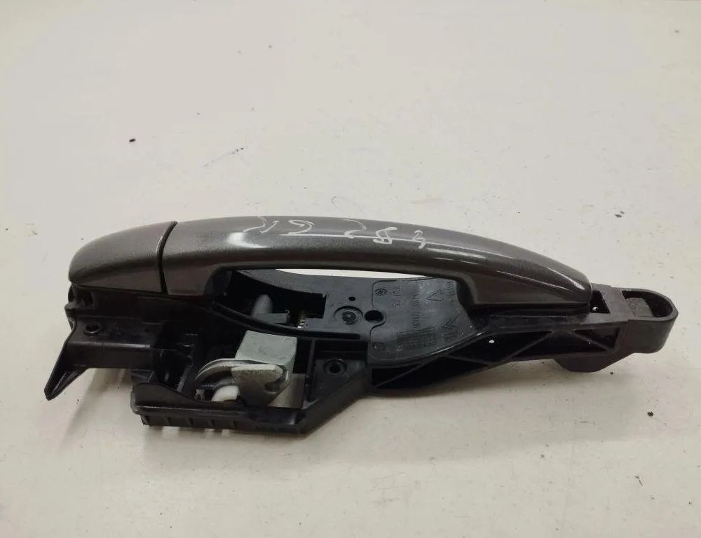 PEUGEOT 2008 2 generation (2019-2023) Utvändigt handtag för skjutdörr på vänster sida 9672961180 31203919