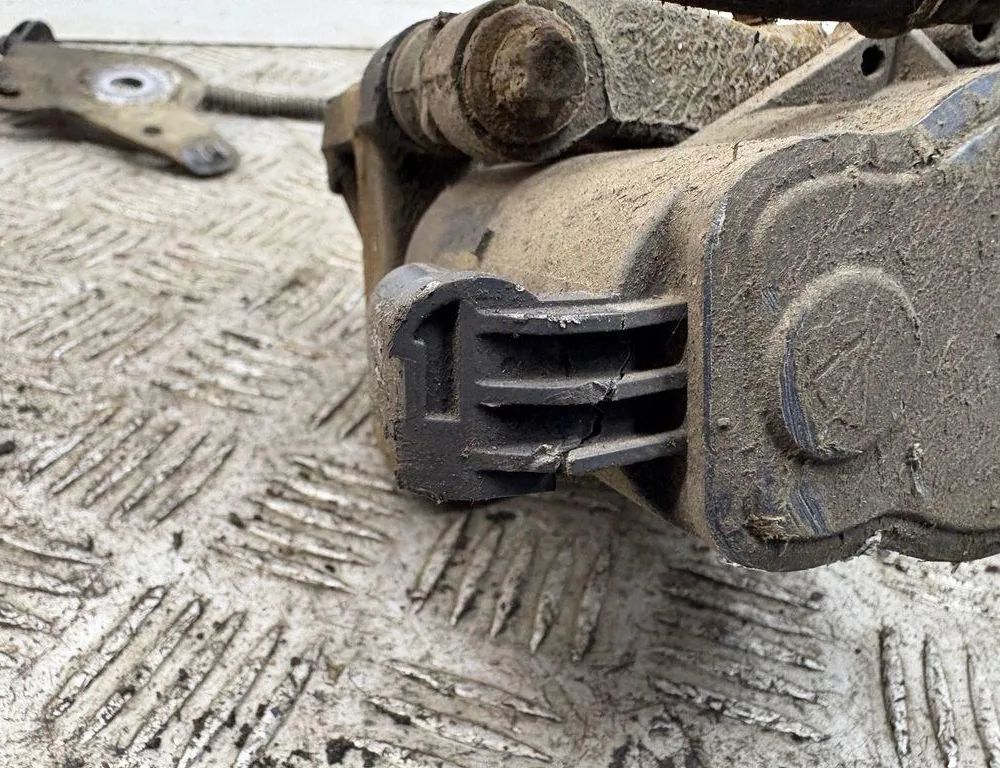 PEUGEOT 508 2 generation (2018-2023) Bromsok höger bak 32951023