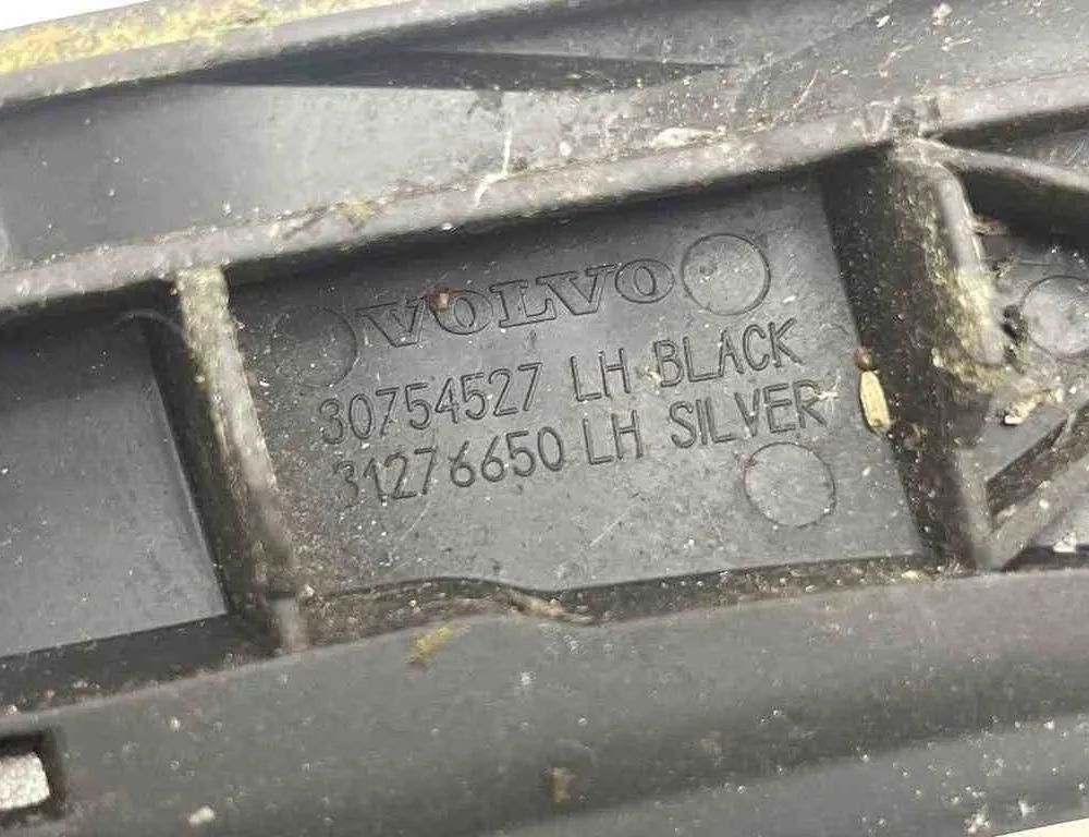 VOLVO XC60 1 generation (2008-2017) Takräckessats 31276651,31276650 32667940